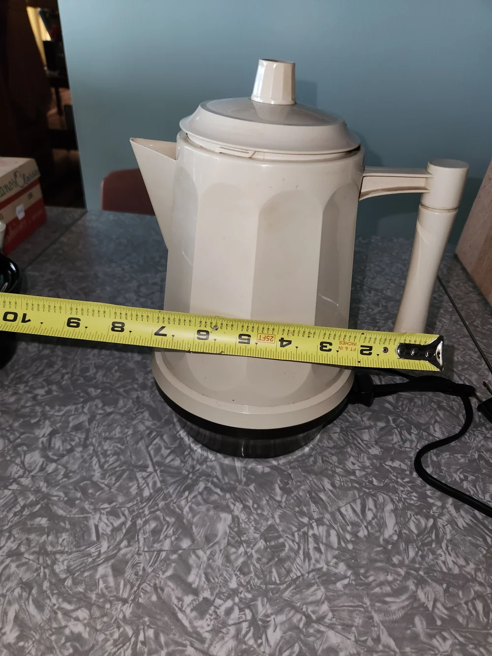 Cream Electric Coffee Percolator - Retro-Style Drip Kettle